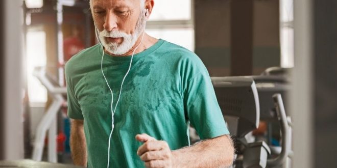 5 latihan paling efektif untuk menghilangkan lemak perut setelah 60