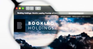 Booking Holdings Stock (NASDAQ:BKNG): Keuntungan Bisa Dipesan untuk 2023